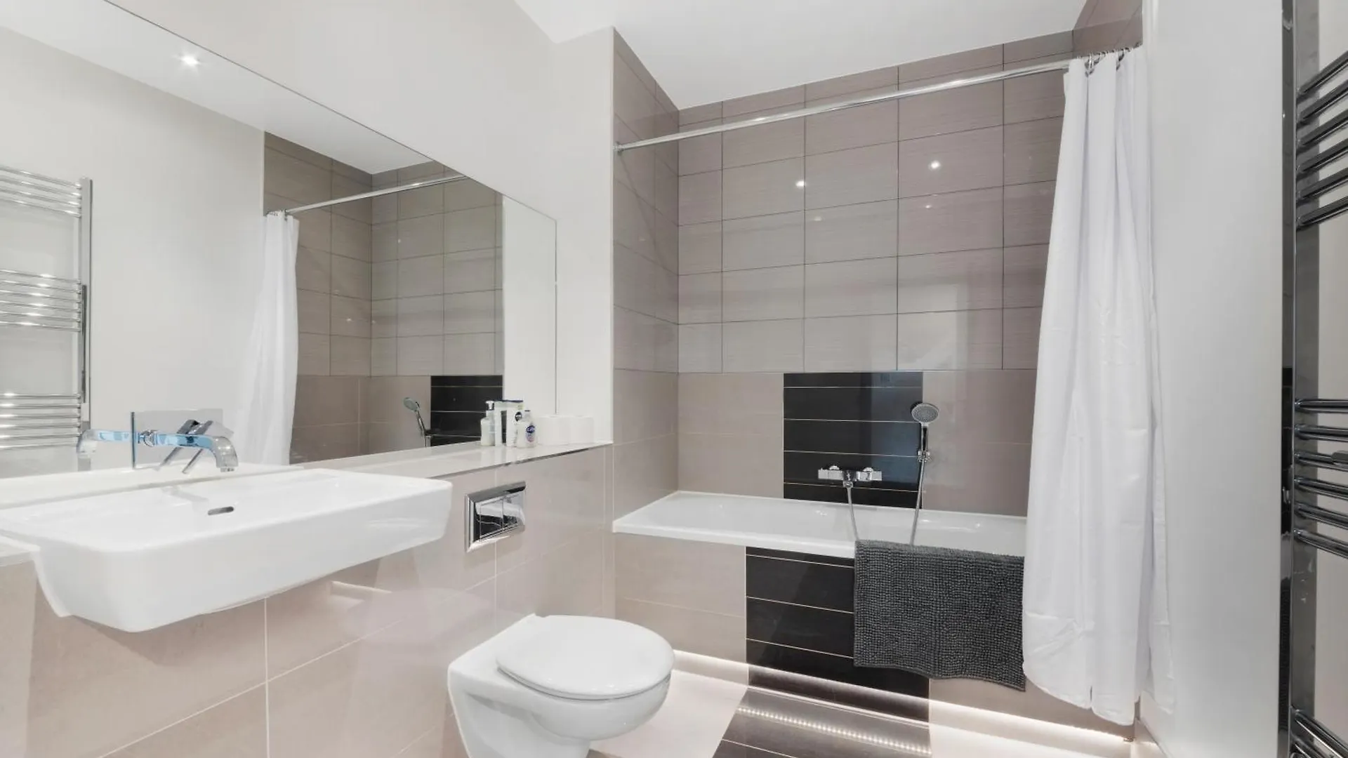 Apartmán Riverside 2 Bedroom Stratford Londýn Velká Británie